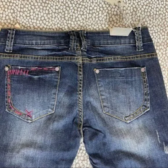 Medium Blue Skinny Jeans W/ Pink Stitching design Size 9 - Picture 2 of 9